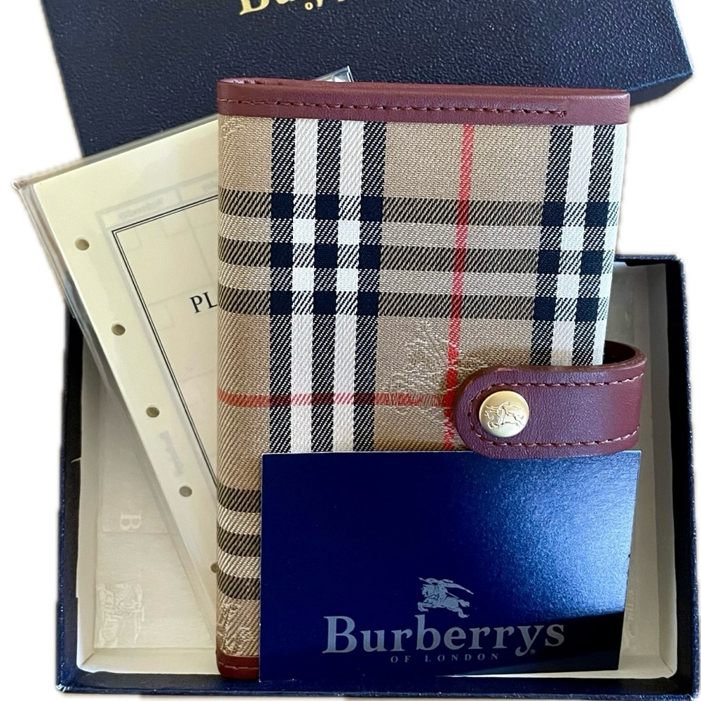 NWOT Burberry Unisex Gaberdine Nova Check Mini Notebook Full Inclusion